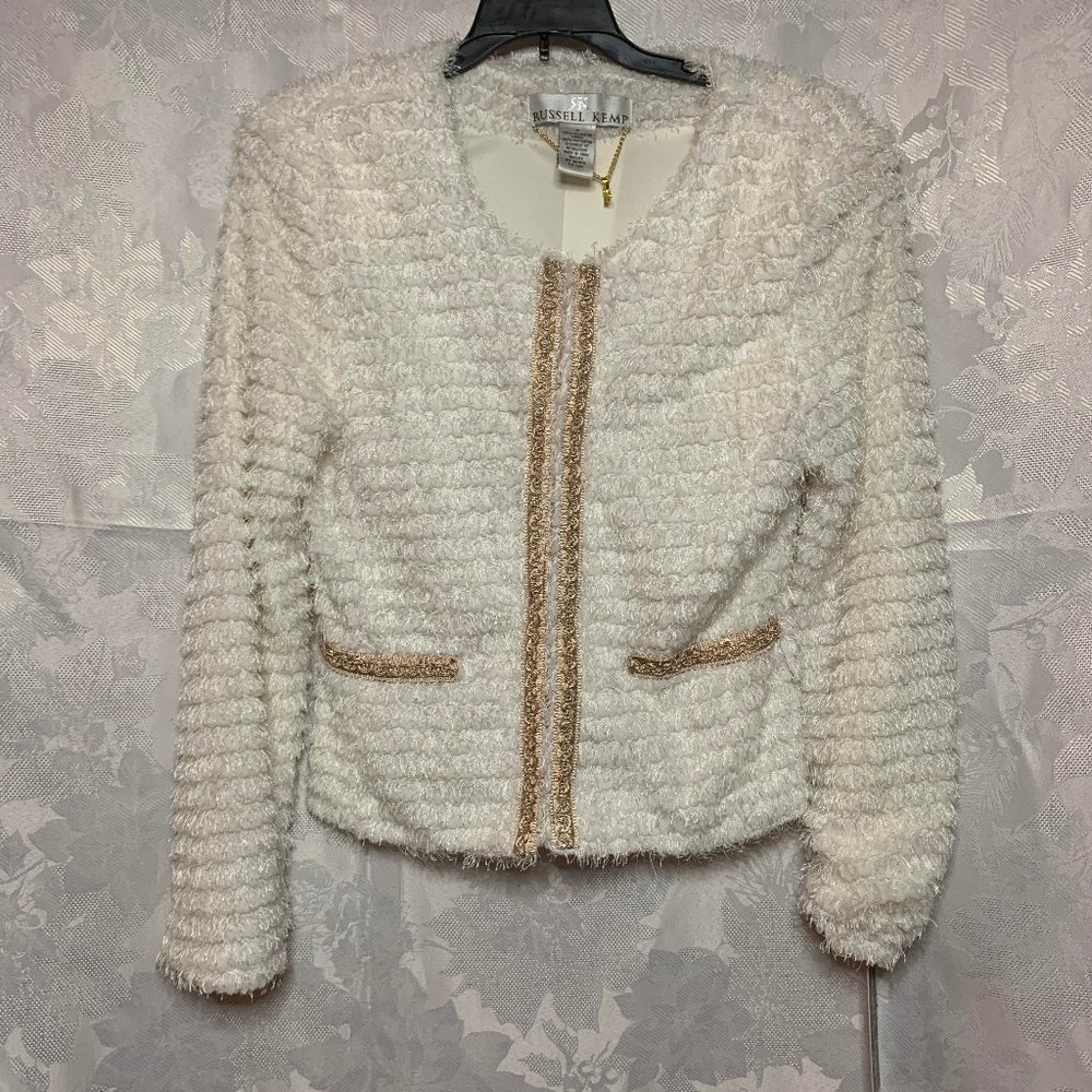 Semi-Ruffled White Jacket